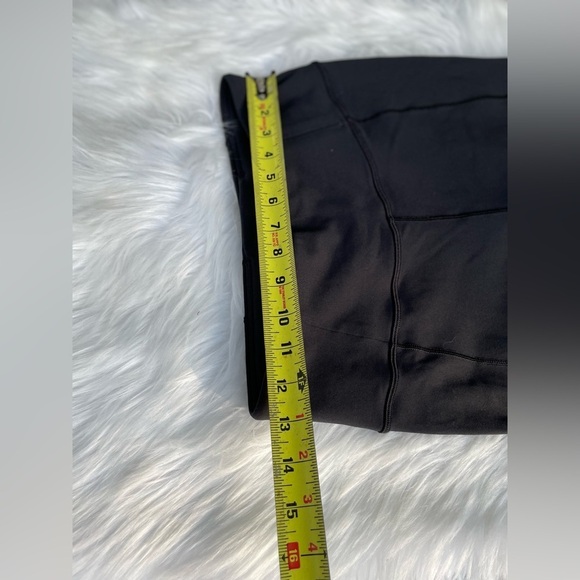 CALIA by Carrie Underwood Stay the Path Cropped Leggings - Size Small - Picture 8 of 11